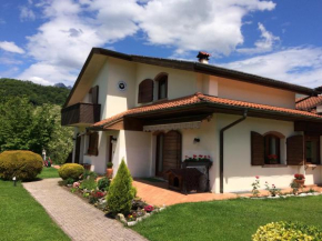 Гостиница La Pecora Nera Bed & Breakfast Belluno, Беллуно